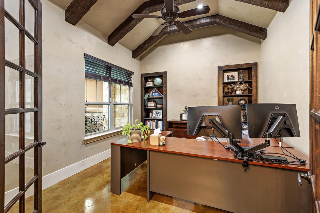 House in Liberty Hill, Texas, United States 5 - 18459436
