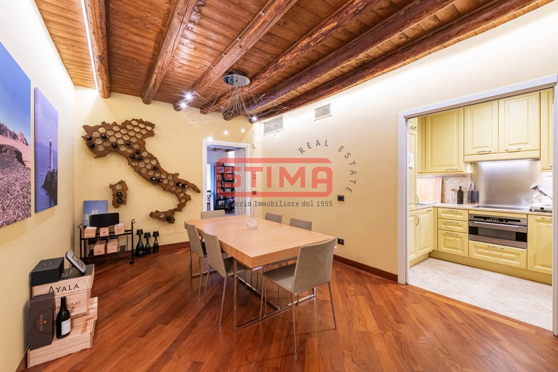 Apartment in Historic Center, Milan, Lombardy 1 - 18458482