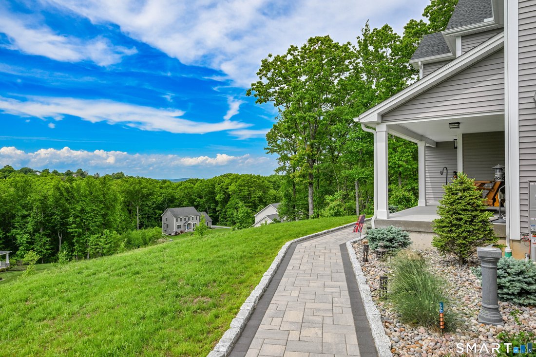 Casa a Burlington, Connecticut, Stati Uniti 3 - 18460383