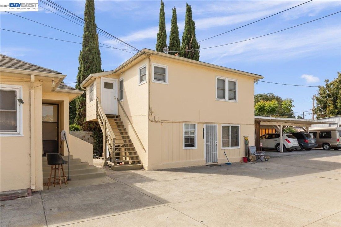 House in Hayward, California, United States 3 - 18455989