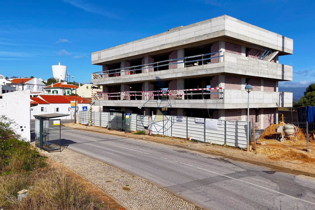 Apartment in Mexilhoeira Grande, Algarve, Portugal 1 - 16618314