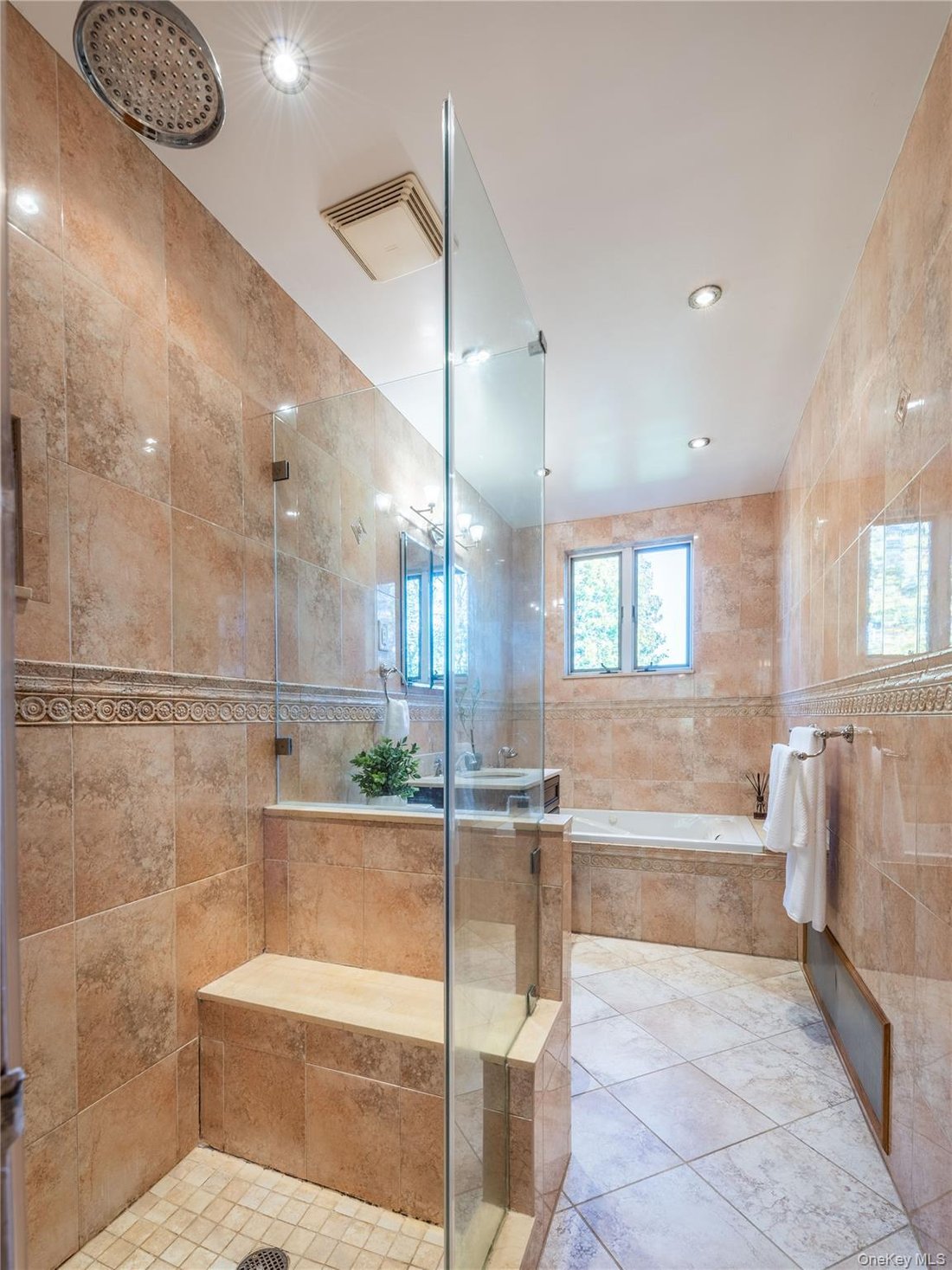 House in New York, New York, United States 4 - 18458666
