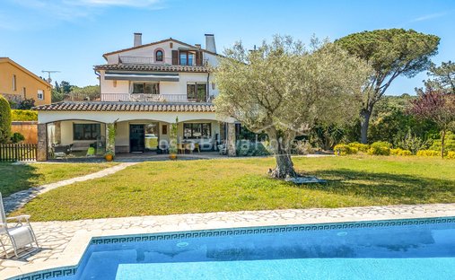 Villa in Calella de Palafrugell, Palafrugell, Katalonien 1