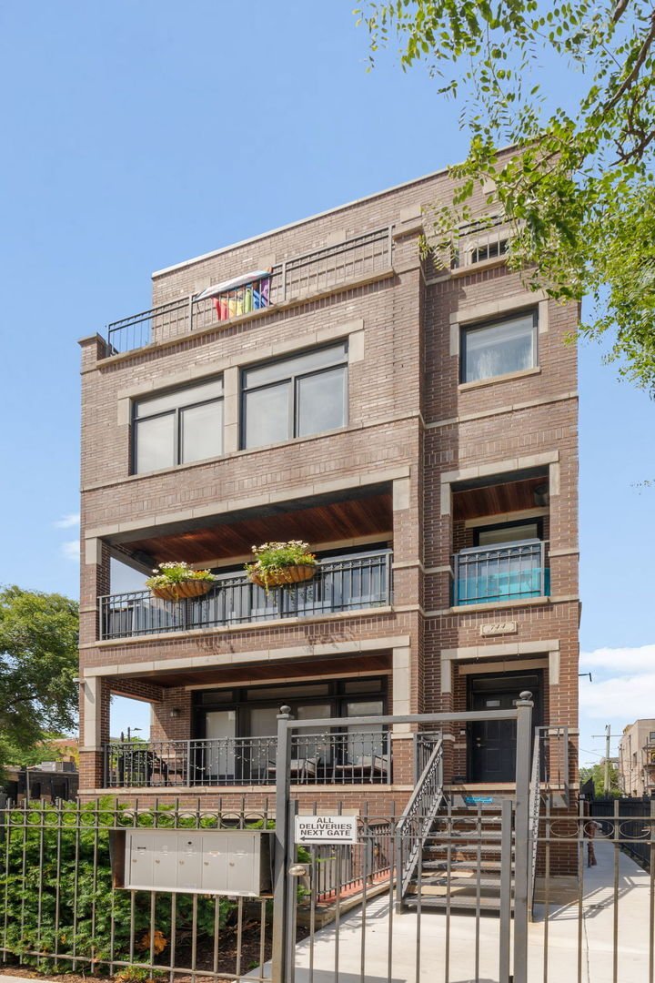 Condo in Chicago, Illinois, United States 2 - 18470390