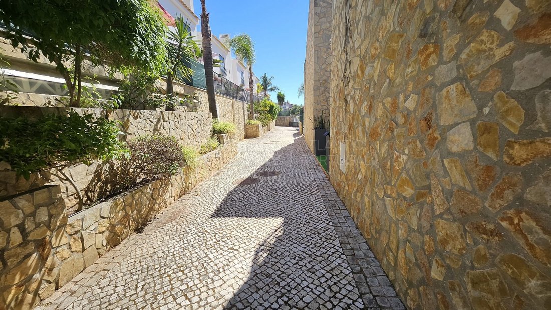 House in Faro (Se e Sao Pedro), Algarve, Portugal 3 - 18456720
