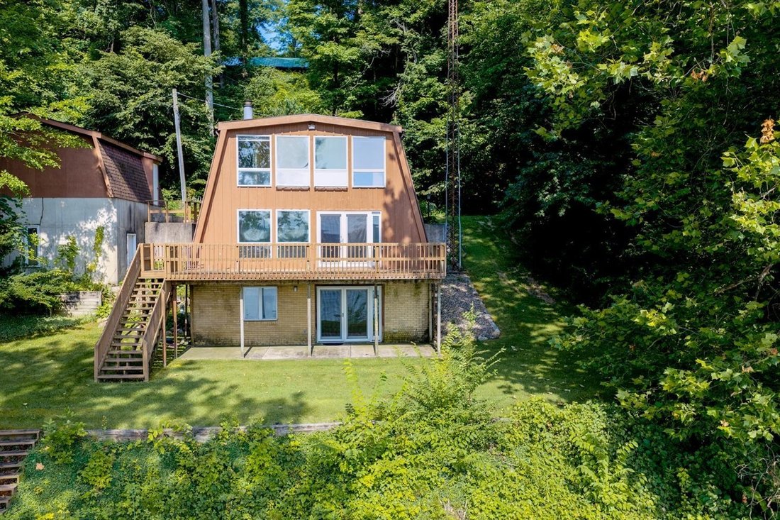 House in Cassopolis, Michigan, United States 1 - 18466397