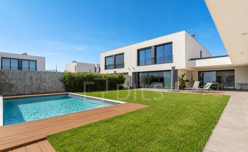 Maison à Gulpilhares e Valadares, District de Porto, Portugal 1
