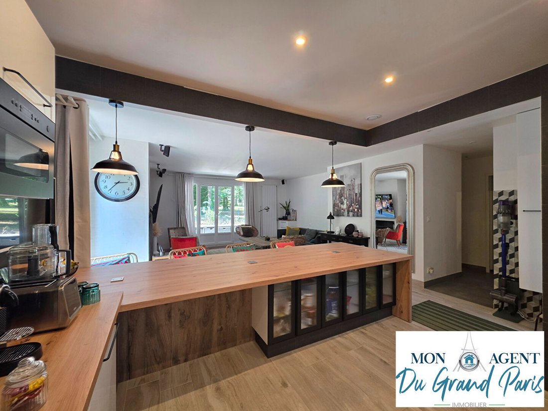 Villa in Longpont-sur-Orge, Ile-de-France, France 3 - 18469720
