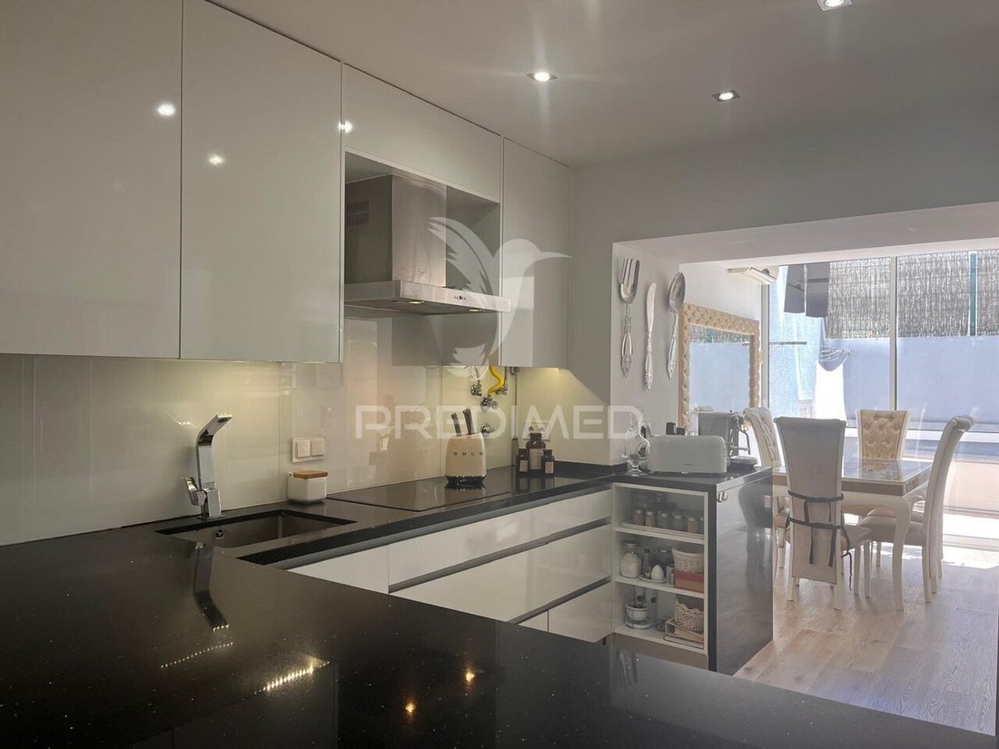 Apartment in Campolide, Lisbon, Portugal 3 - 18466615
