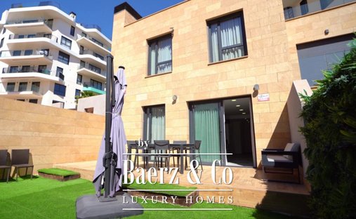 House in la Vila Joiosa / Villajoyosa, Valencian Community, Spain 1