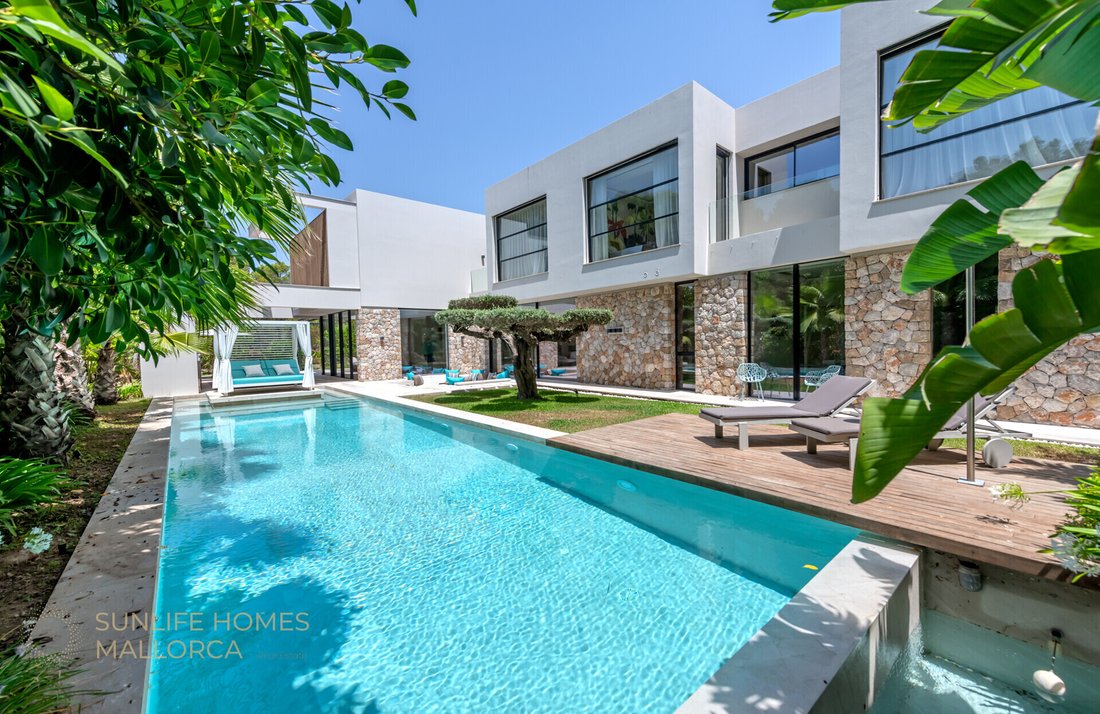 Villa in Rotes Velles, Calvia, Balearic Islands 1 - 18458607