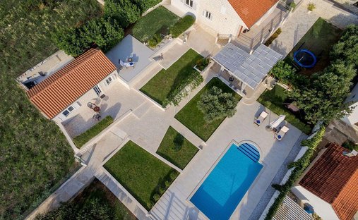 Villa in Supetar, Gespanschaft Split-Dalmatien, Kroatien 1