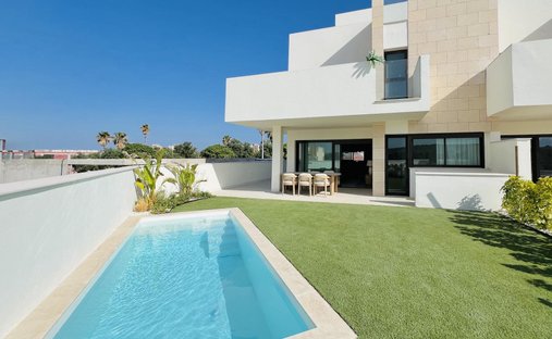 Villa in Alicante, Valencian Community, Spain 1