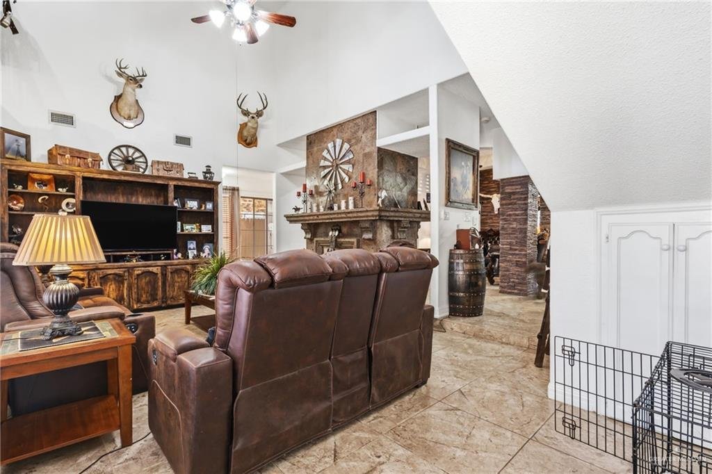 House in McAllen, Texas, United States 4 - 18455932