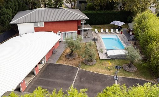 House in Pau, Nouvelle-Aquitaine, France 1