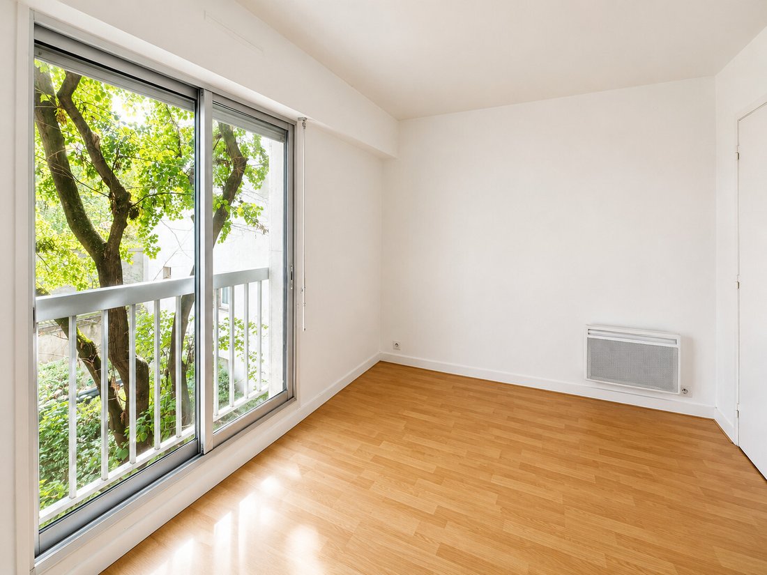 Apartment in La Plaine des Sablons, Neuilly-sur-Seine, France 3 - 18469652