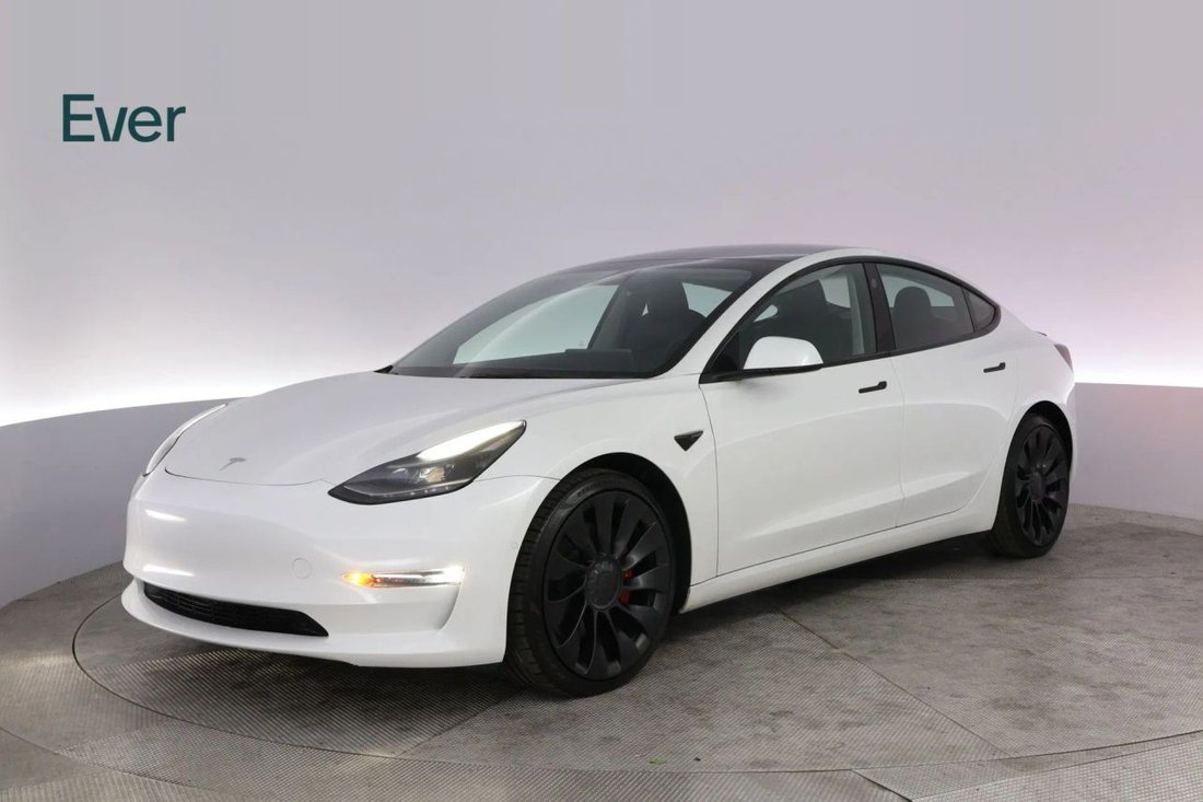 Sedan in San Francisco, CA, United States 2 - 18240409