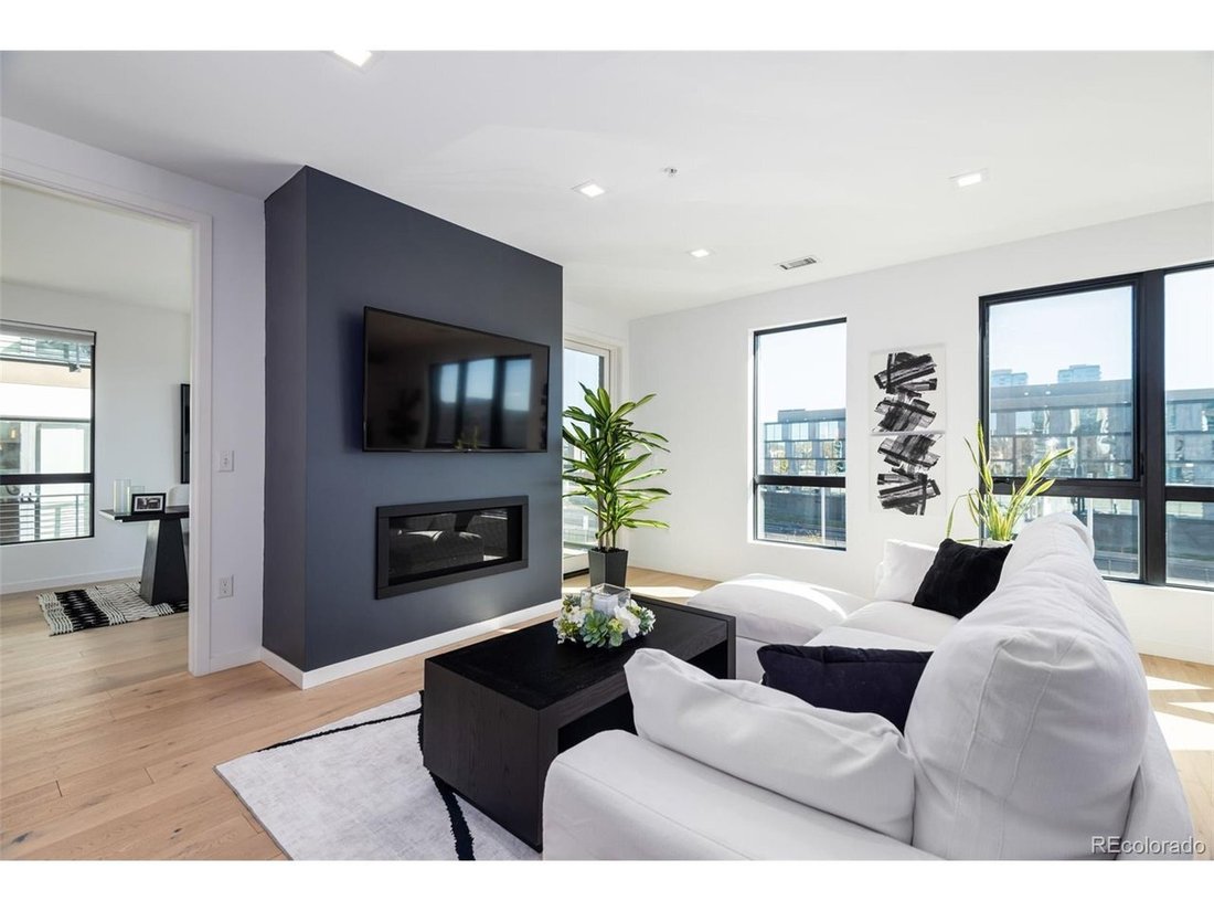 Condo in Denver, Colorado, United States 4 - 18455622