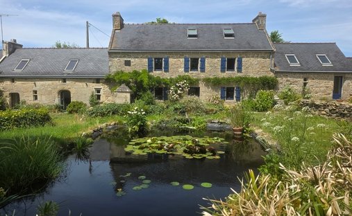 Farm Ranch in Esquibien, Audierne, France 1