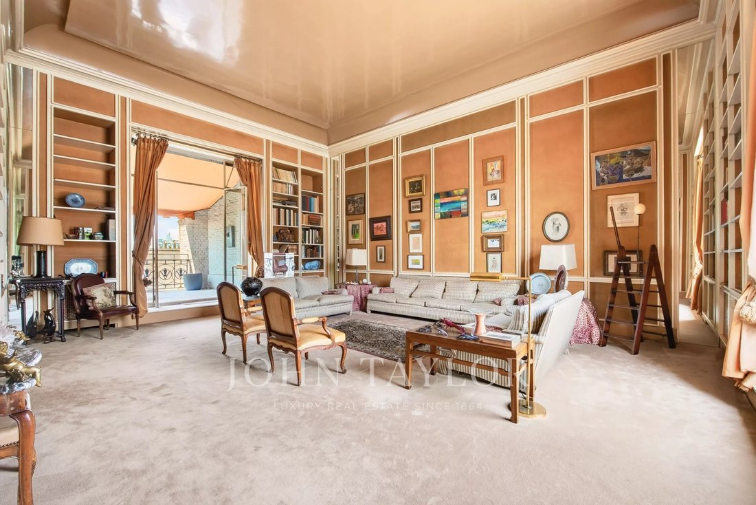 Apartment in Porte Dauphine, Paris 16e Arrondissement, Paris 4 - 18457469