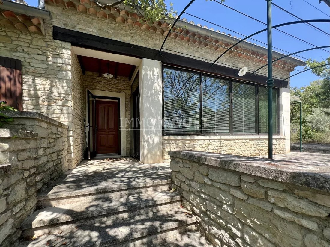 House in Gordes, Provence-Alpes-Côte d'Azur, France 2 - 18468933