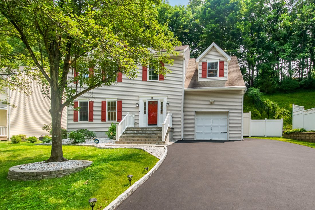 House in Cortlandt, New York, United States 3 - 18466627