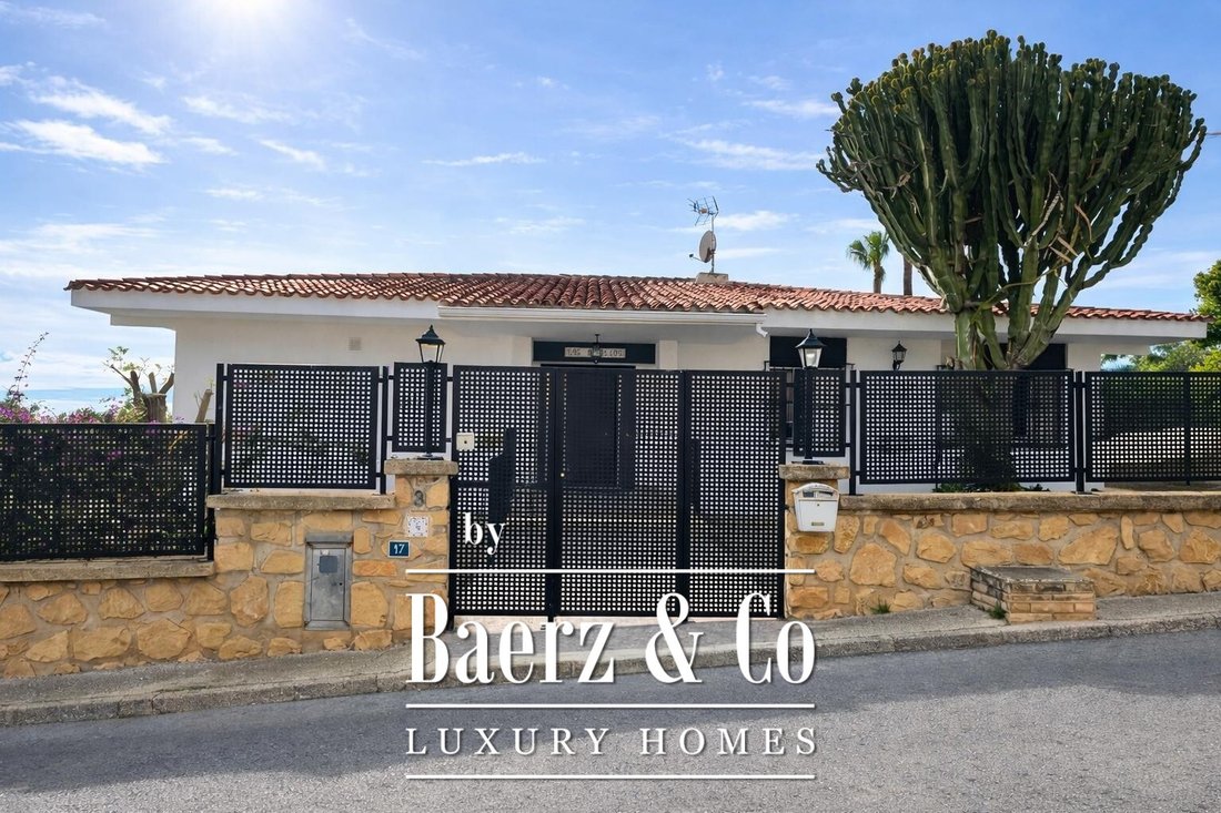 Villa in la Nucia, Valencian Community, Spain 3 - 18460439