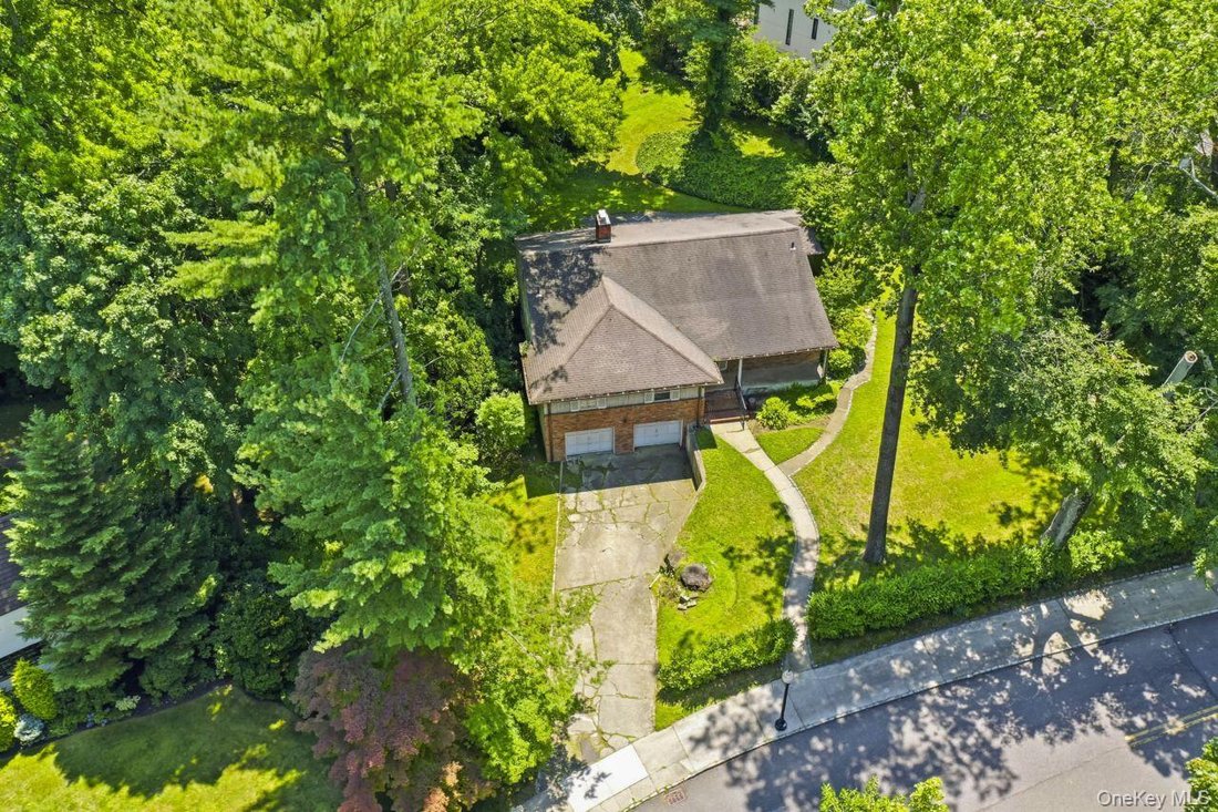 House in Great Neck, New York, United States 2 - 18458657