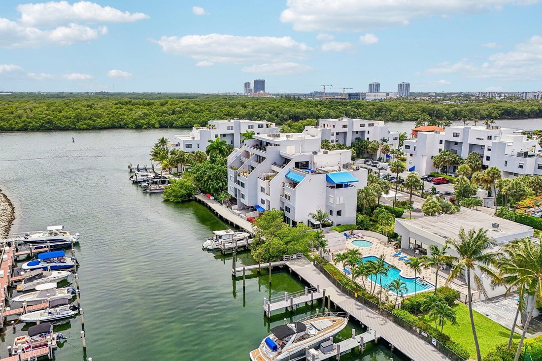 Condo in Golden Beach, Florida, United States 3 - 18456151