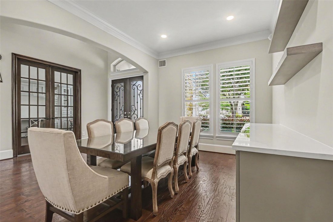 House in Friendswood, Texas, United States 5 - 18459847