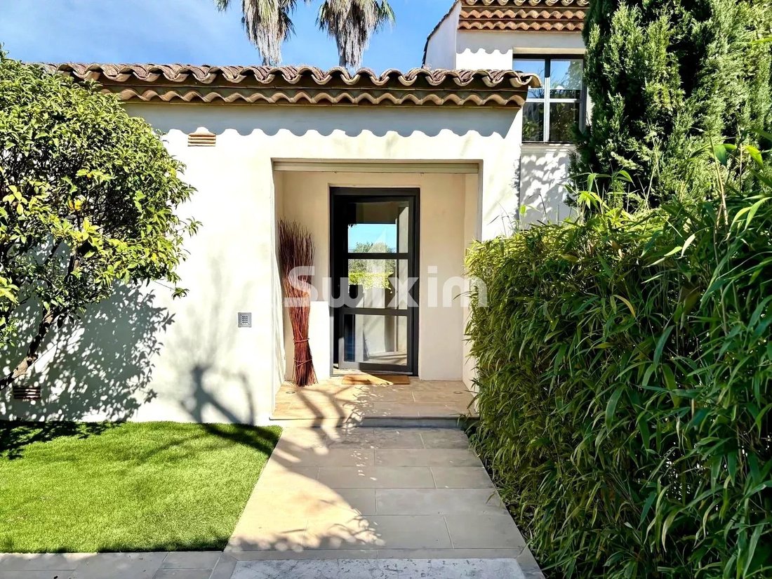 Villa in Zone Ouest Urbaine, Saint-Tropez, France 4 - 18457418