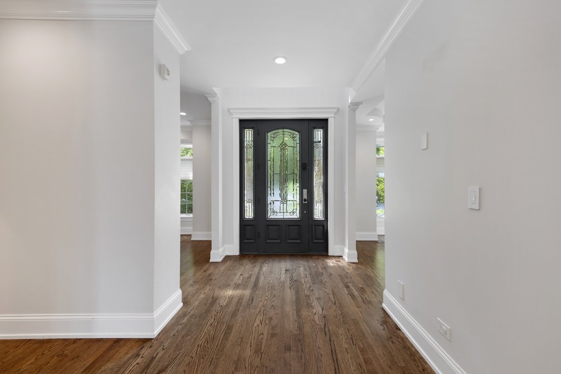 House in Skokie, Illinois, United States 3 - 18459580
