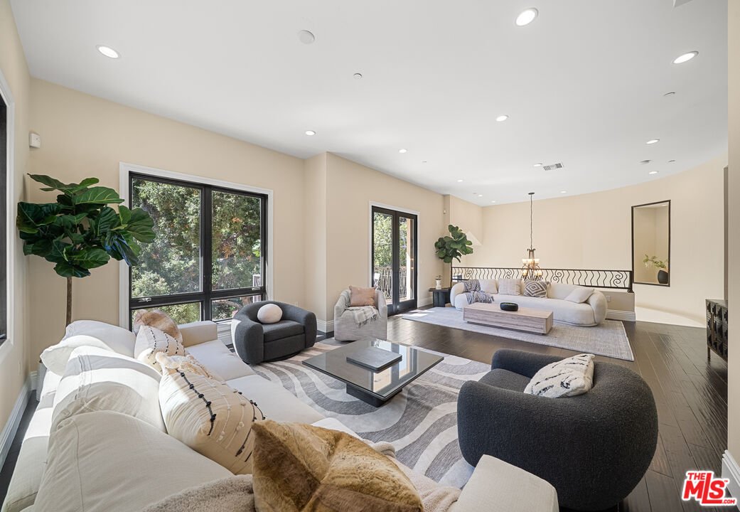 House in Los Angeles, California, United States 3 - 18460210