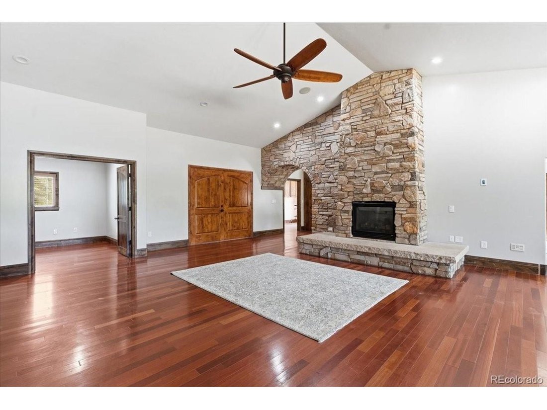 House in Berthoud, Colorado, United States 5 - 18439405