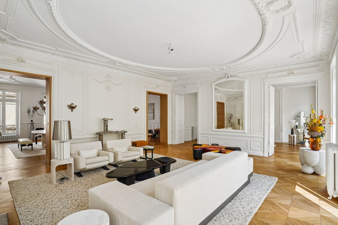 Apartment in Elysées-Madeleine, Paris 8e Arrondissement, Paris 3 - 18457125