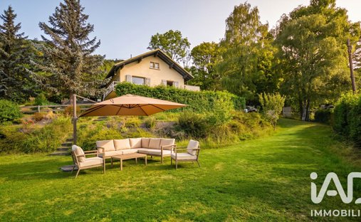 House in Ouest, Gex, France 1