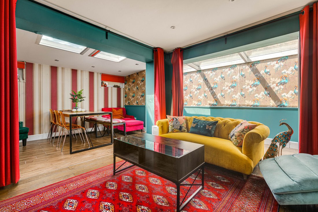 Apartment in Barons Court, Hammersmith and Fulham, England 5 - 17430804