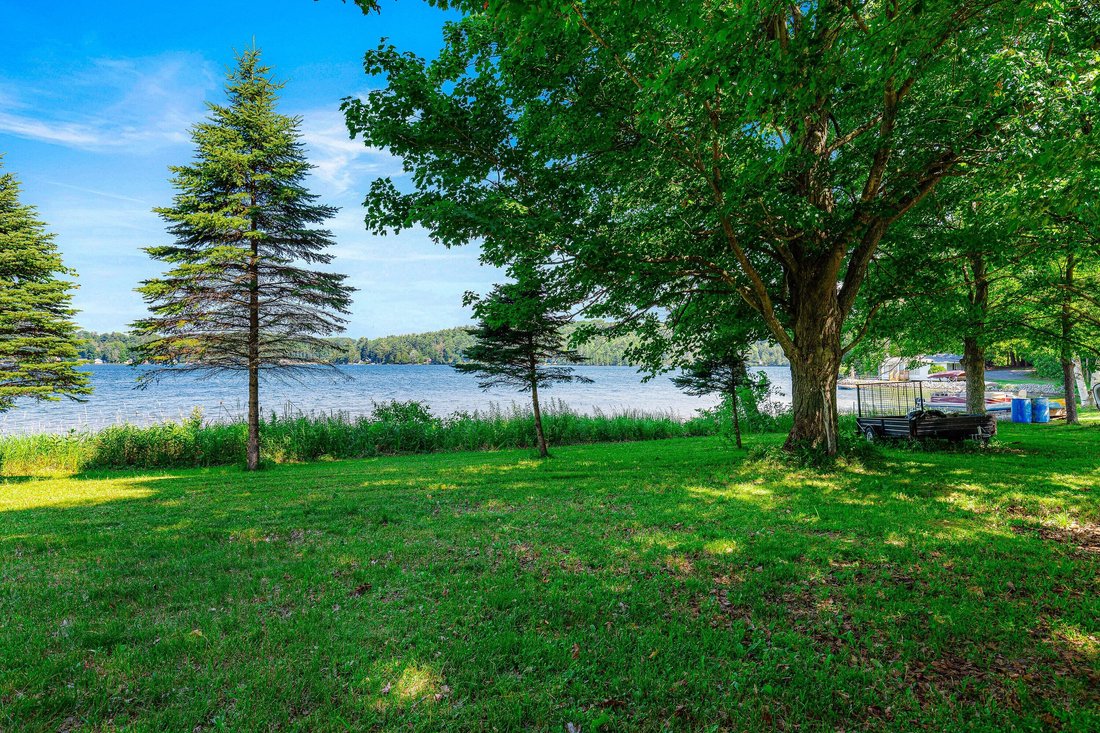 Farm Ranch in Leeds and the Thousand Islands, Ontario, Canada 5 - 18472299