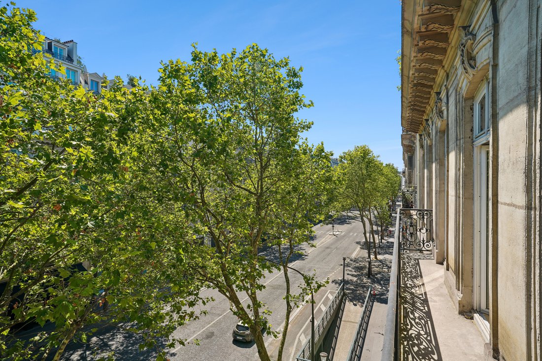 Apartment in Elysées-Madeleine, Paris 8e Arrondissement, Paris 4 - 18457125