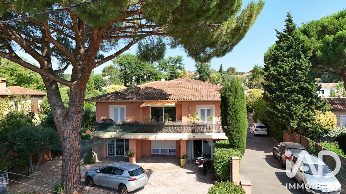 House in Saint Lambert, Frejus, France 2 - 18471285
