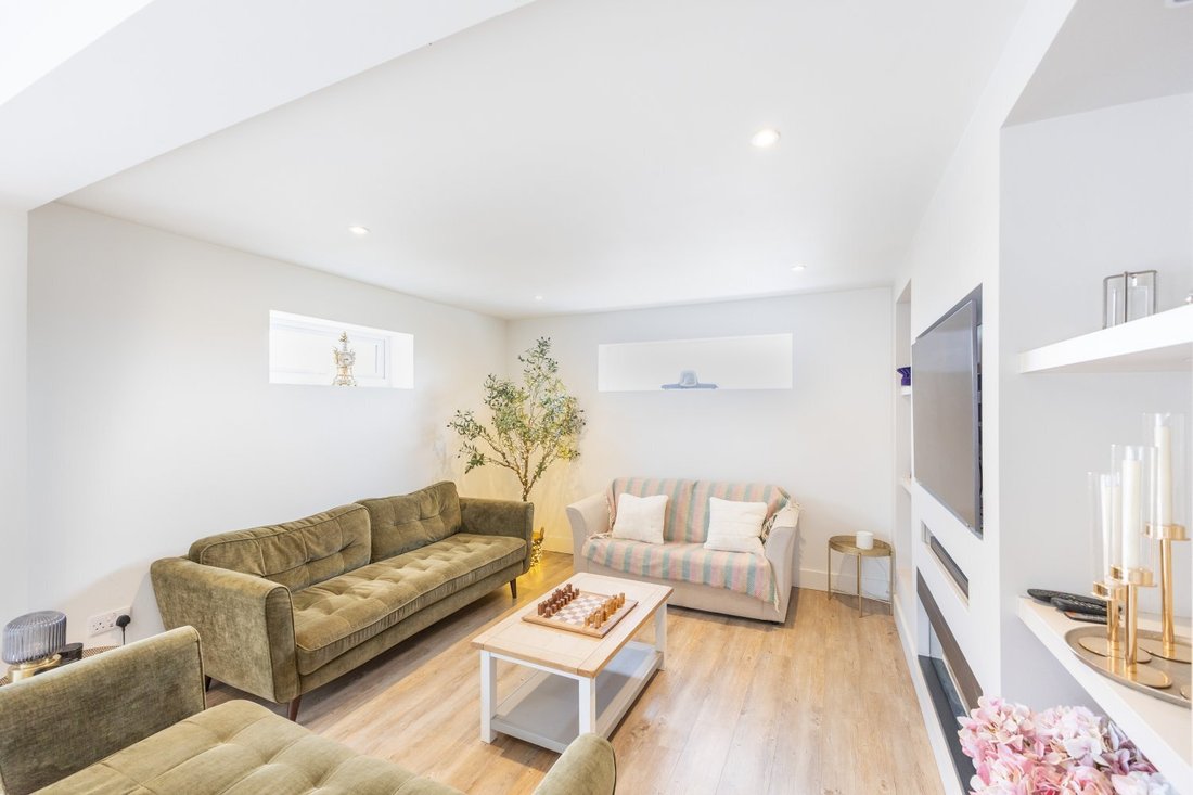 House in Northern Ireland 3 - 18469231