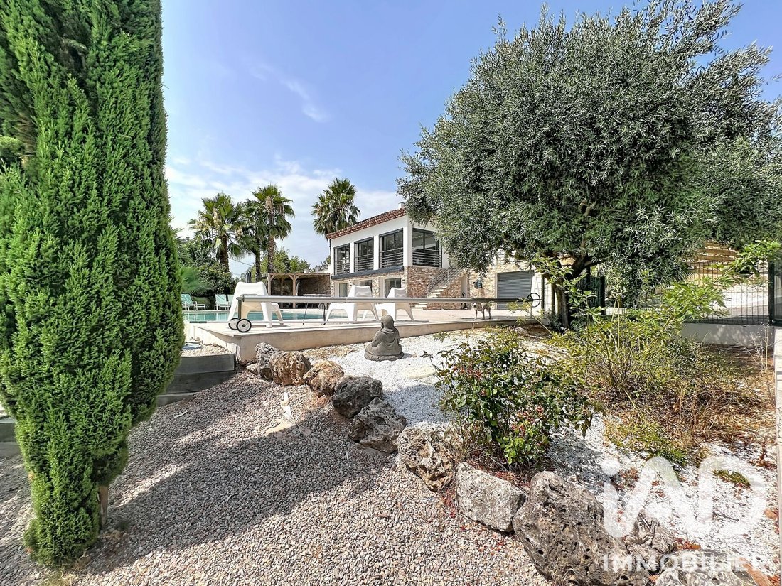 House in La Bouverie, Roquebrune-sur-Argens, France 3 - 18471461
