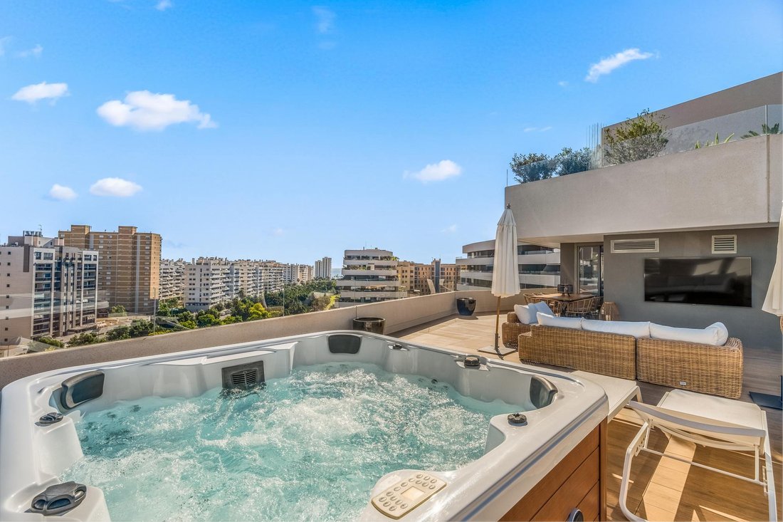 Apartment in Alicante, Valencian Community, Spain 1 - 18455712