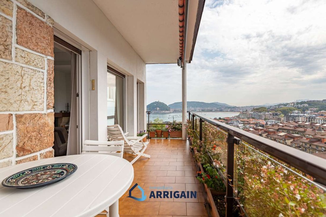 Apartment in Mendebaldea, Donostia-San Sebastian, Spain 1 - 18455493