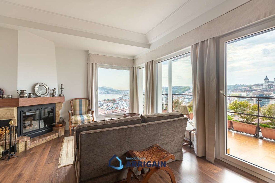 Apartment in Mendebaldea, Donostia-San Sebastian, Spain 2 - 18455493