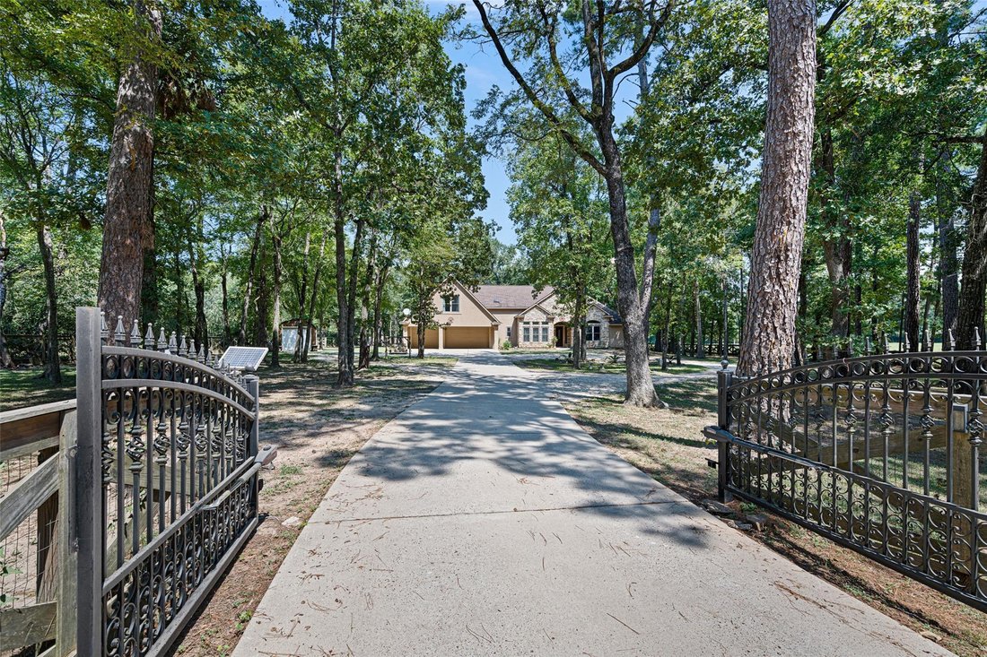House in Montgomery, Texas, United States 3 - 18456018