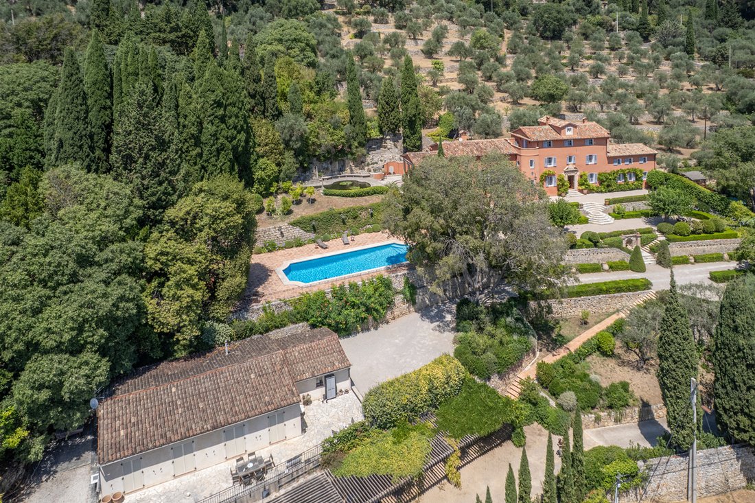 House in Grasse, Provence-Alpes-Côte d'Azur, France 2 - 18457586