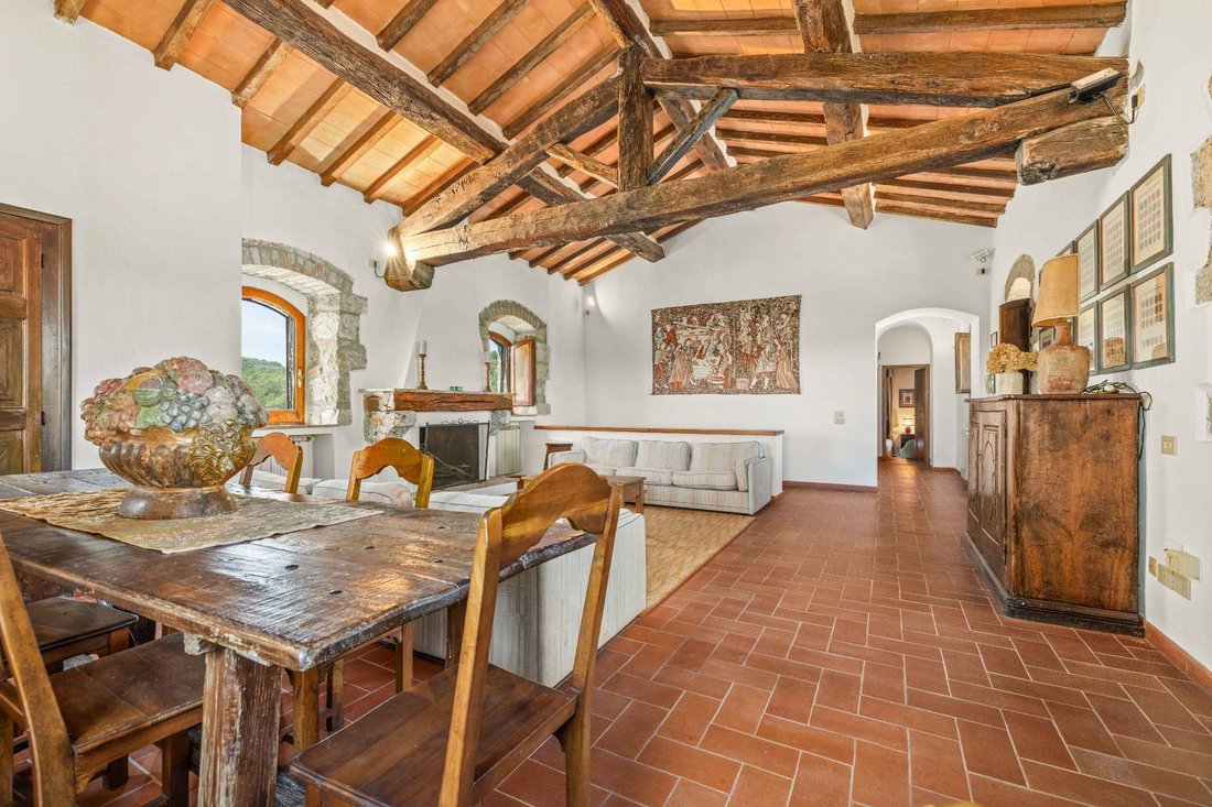 Villa in Sovicille, Tuscany, Italy 4 - 18464905