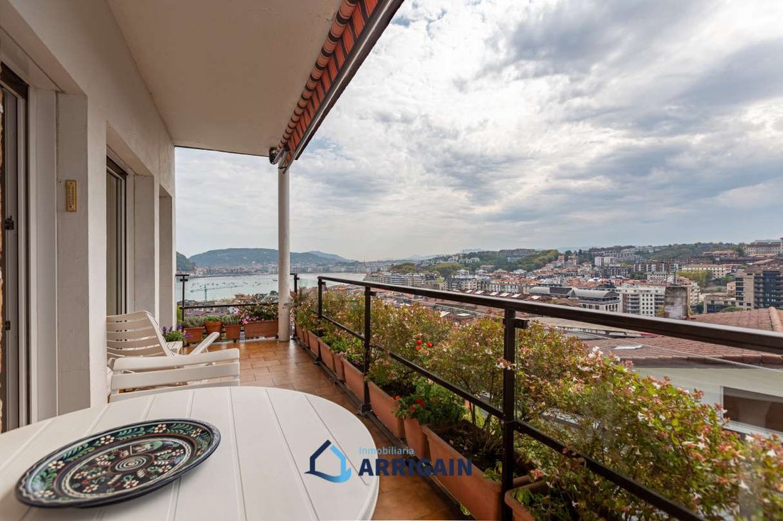 Apartment in Mendebaldea, Donostia-San Sebastian, Spain 4 - 18455493