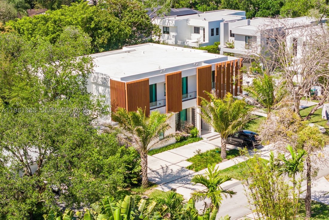 House in Miami, Florida, United States 3 - 17409678